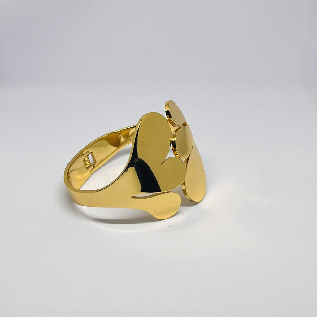 Statement Gold Abstract Petal Ring – Contemporary Designer Collection