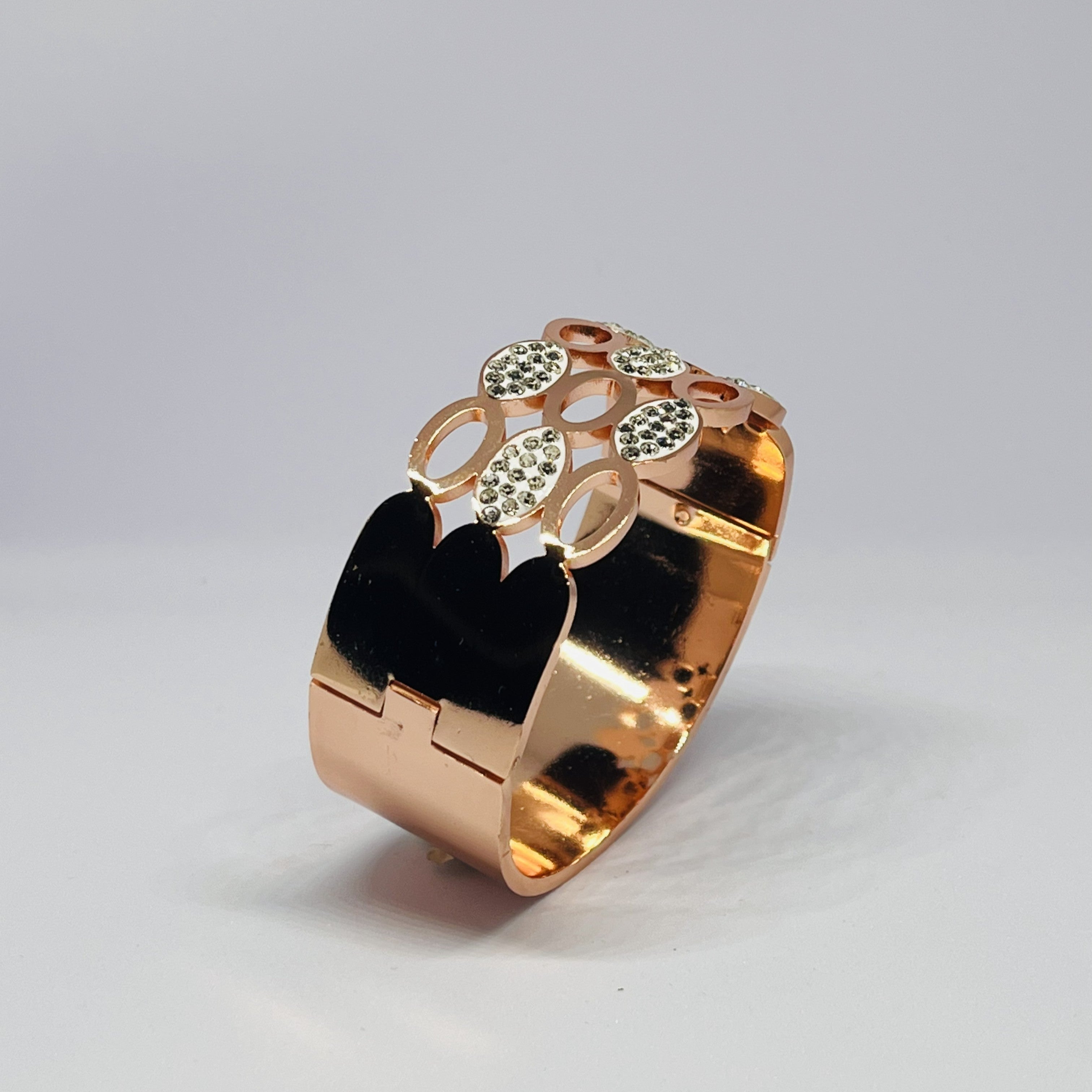 Rose Gold Crystal Oval Bangle – Modern Glam Statement Bracelet